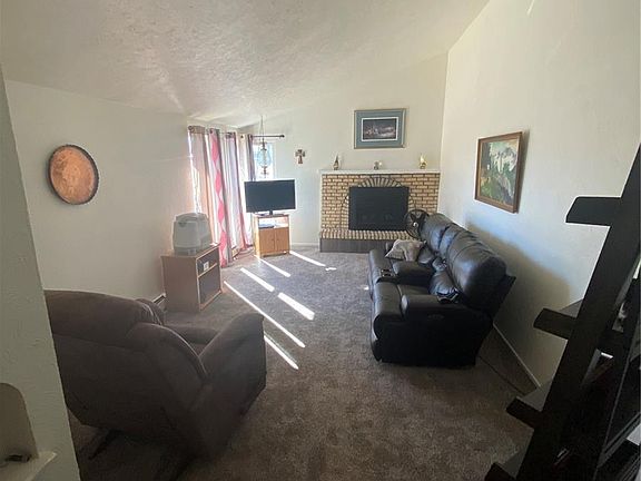 5th image of 151 S Park St