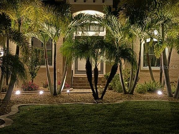 2nd image of 3937 Bal Harbor Blvd