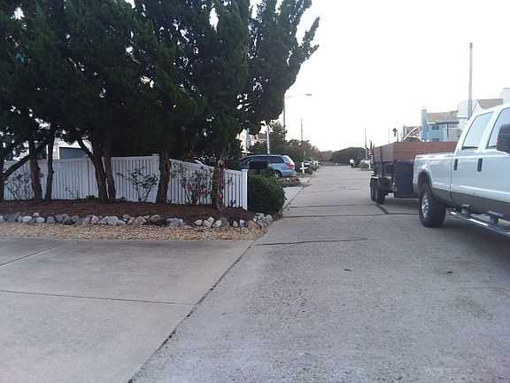 4th image of 838 S Atlantic Ave