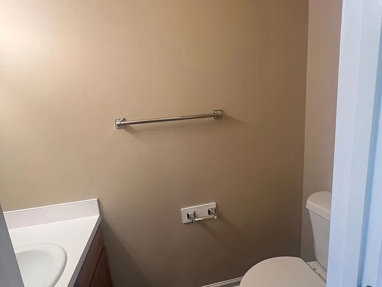 18-21 Eastwick Ln — Photo 5