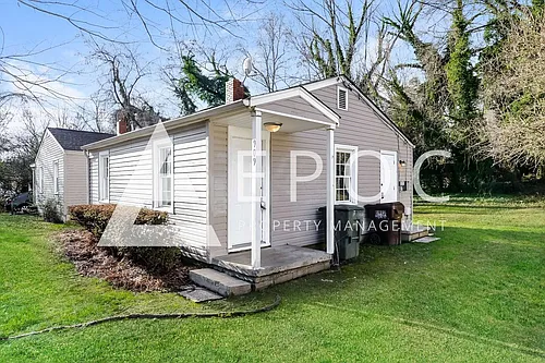 909 Grant St Photo 1