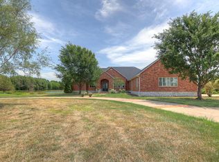 510 N Riverside Dr, Columbus, KS 66725