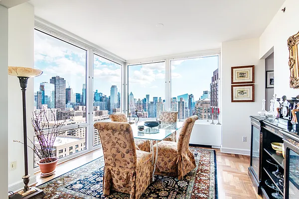 Rented by LKW International Real Estate LLC | media 1