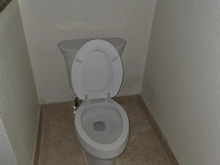 1610 Presidential Way #105 — Photo 8