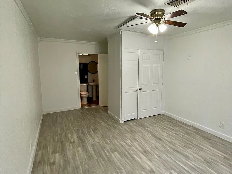 10823 Eddyrock St — Photo 13