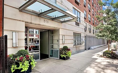 Rented by Peter Meskouris LREB