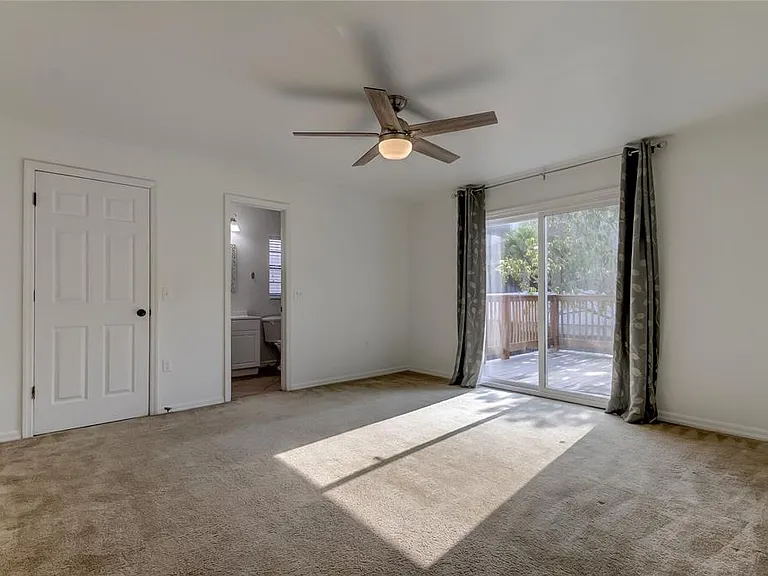 7604 S Sherrill St — Photo 11