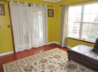 2 Jamie Ln APT 2D, Manchester, CT 06042