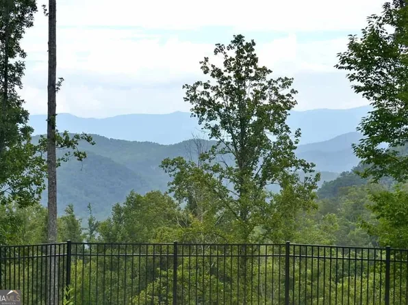 75 Pasture Rd, Glenville, NC 28736