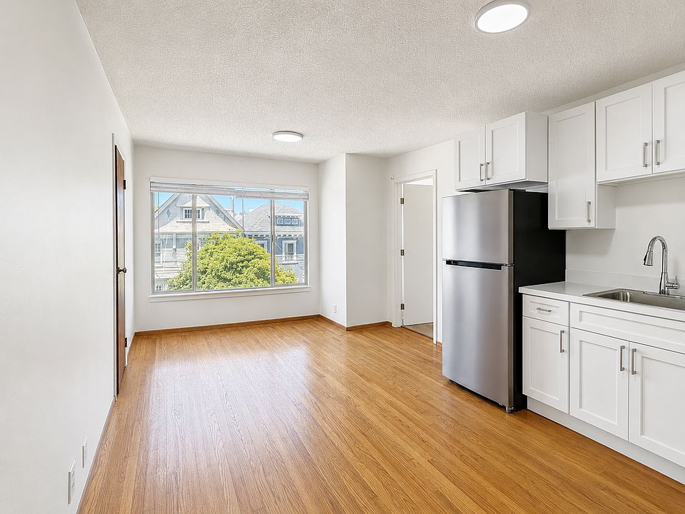 1st image of 1300-1310 12th Ave #3