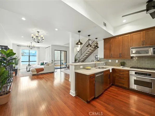 395 E 4th St Unit 39, Long Beach, CA 90802