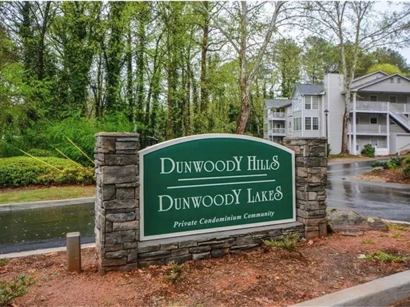 106 Gettysburg Pl, Sandy Springs, GA 30350