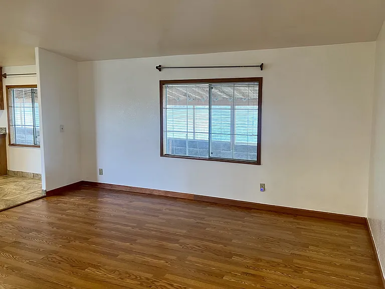 5296 Comanche Ave — Photo 17