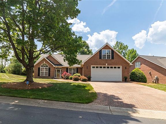 2nd image of 4752 Barrington Place Ct