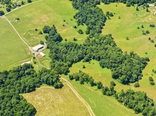 1169 Zachary Taylor Hwy, Flint Hill, VA 22627