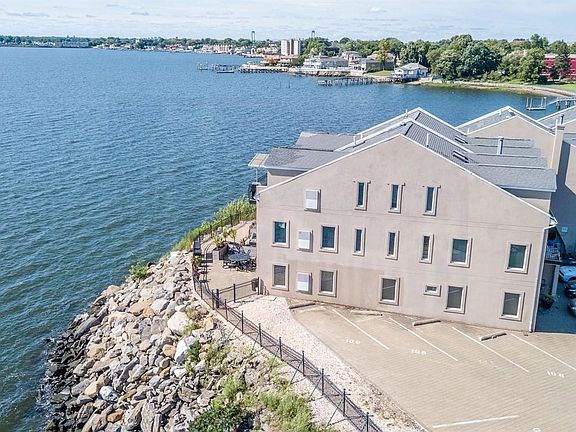 5th image of 1428 Outlook Ave #1
