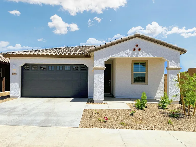 17006 W Las Palmaritas Dr — Photo 2