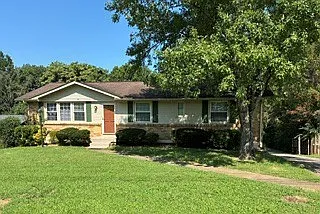 126 Jacksonian Dr — Photo 1
