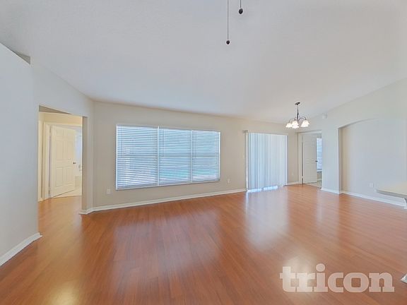 3rd image of 3902 Little Egret Ct
