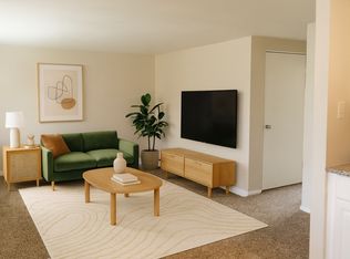 1475 Macon St, Aurora, CO 80010