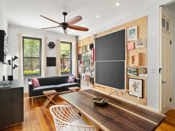 223 West 21st Street 1M image 2 of 11