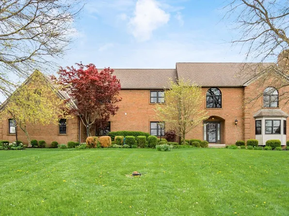 80 Glyn Carin Ln, Granville, OH 43023