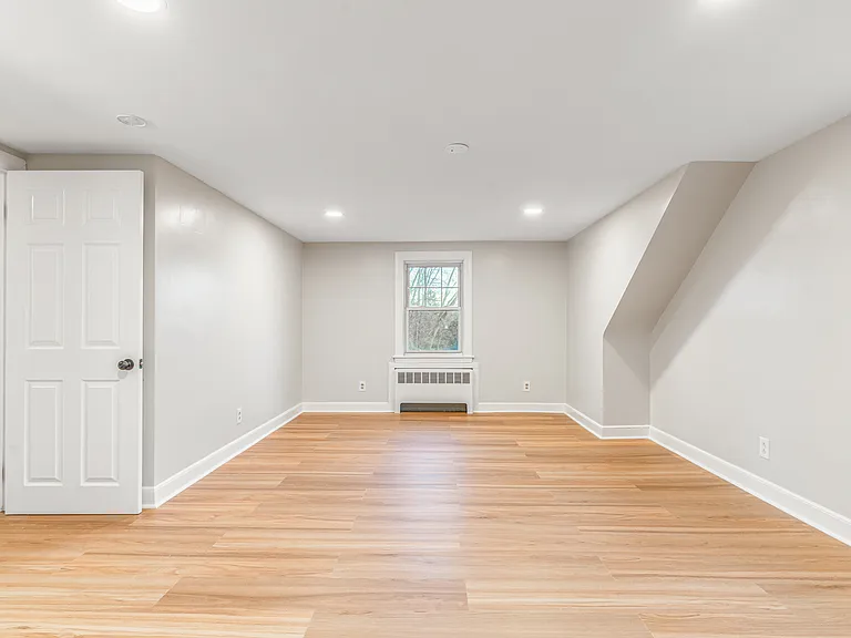 119 Green St — Photo 21