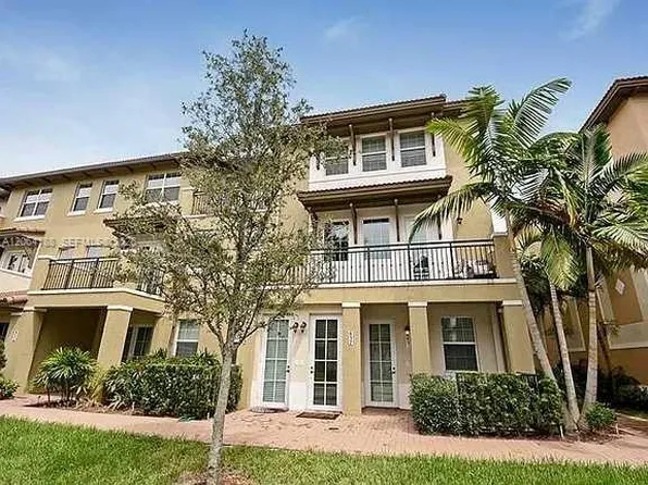 837 SW 147th Ave #1410, Hollywood, FL 33027