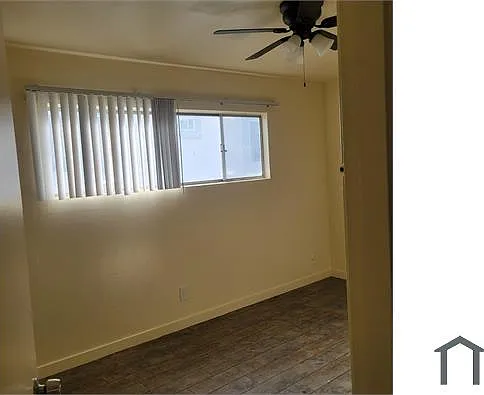 2 bed, 900 sqft, $2,200 — Photo 3