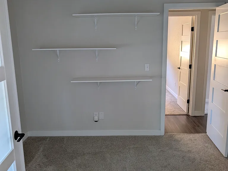 1st upstairs bedroom