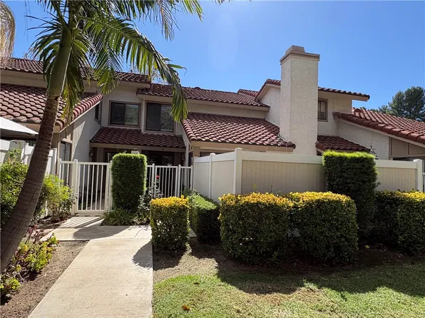 1320 Albariza Pl Unit 6, Diamond Bar, CA 91765