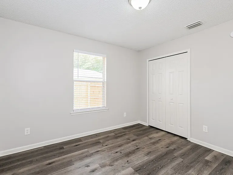 3733 Star Leaf Rd — Photo 13