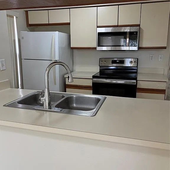 2914 Rio Grande Trl #2914 — Photo 7