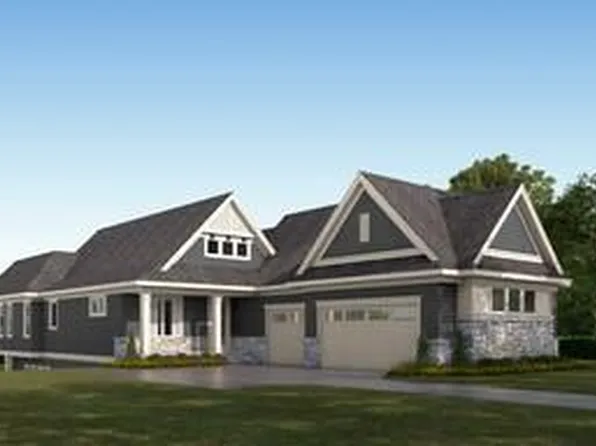 131 Spring Farm Rd, North Oaks, MN 55127