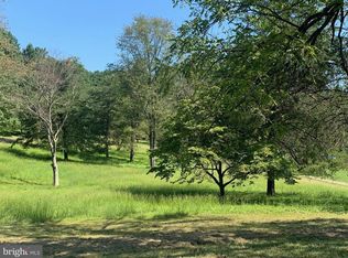 2003 Saint Peters Rd, Pottstown, PA 19465