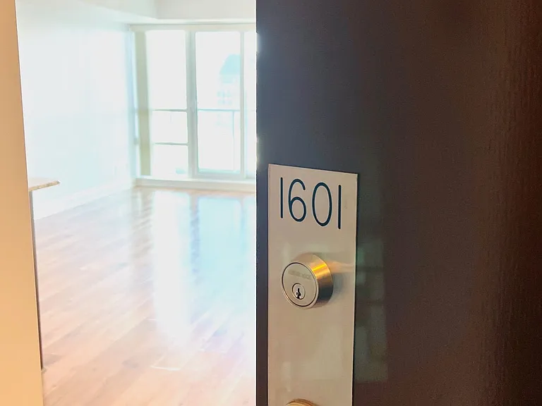 75 S Town Centre Blvd #1601 — Photo 3