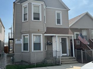 4617 S Wallace St, Chicago, IL 60609