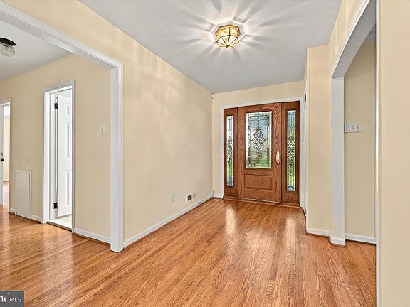 4th image of 2224 N Stone Ridge Ln