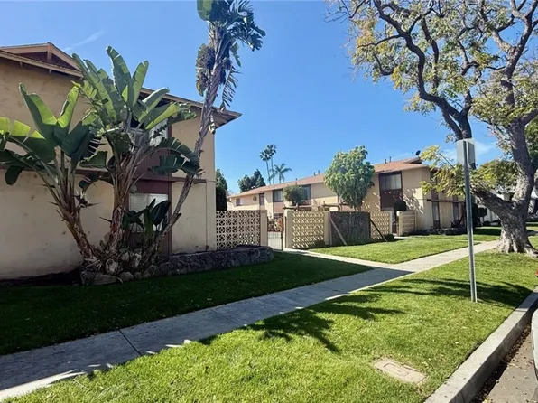 2258 W Colchester Dr, Anaheim, CA 92804