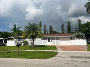 1027 Egremont Dr, West Palm Beach, FL 33406