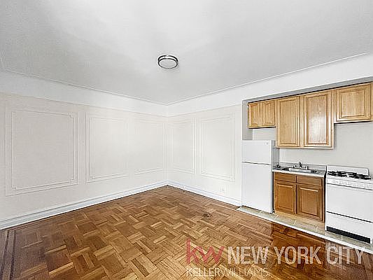 4th image of 6914 6th Ave APT 2D