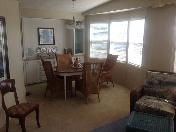 2nd image of 517 Cervina Dr N
