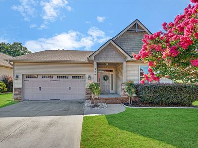 324 S Stonegate Dr, Seneca, SC, 29678
