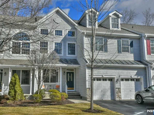 98 Pheasant Run #32, Old Tappan, NJ 07675