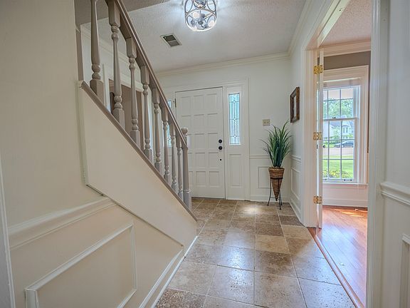 4th image of 2171 Glenbar Dr