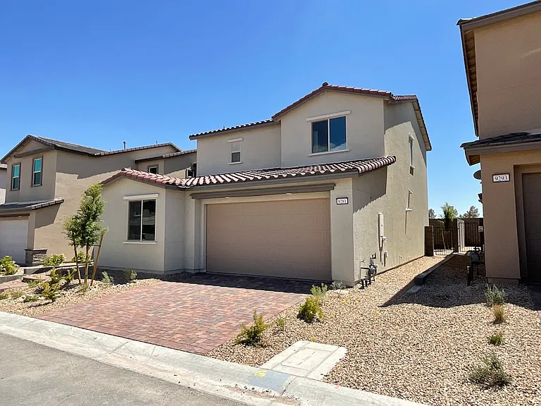 9281 Far Side Ave — Photo 49