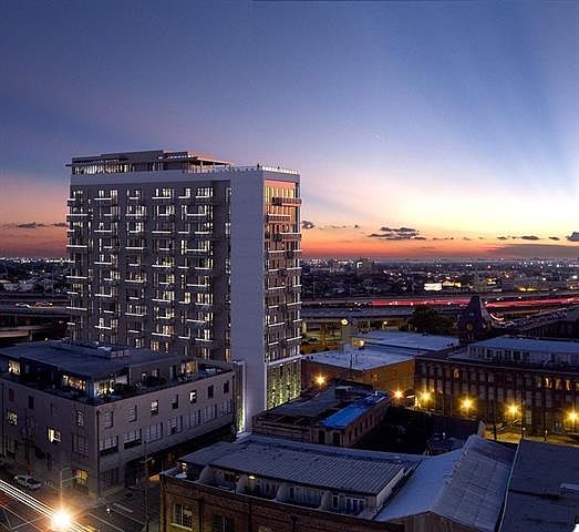 1st image of 1100 Annunciation St #906
