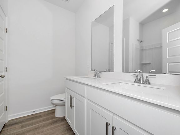 The Newport floorplan with the Cozy White interior package.