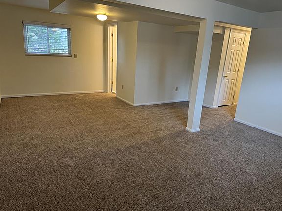 3rd image of 280 Linda Ln