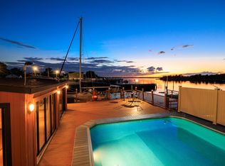 182 Suffolk Rd #B, Island Park, NY 11558